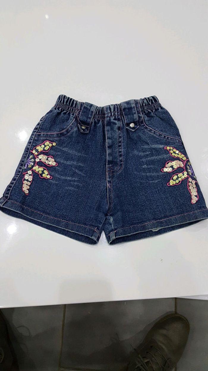 Short jeans 2 ans - photo numéro 1