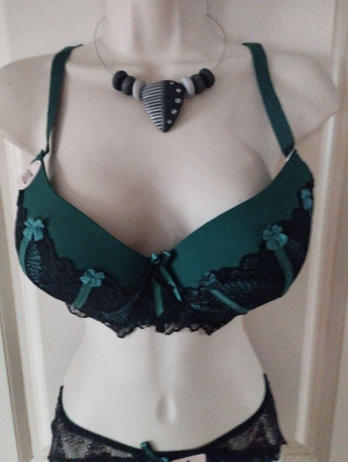 Ensemble de lingerie neuf 100D XL pour le bas - photo numéro 2