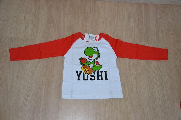 Tee-shirt Yoshi (NEUF) – 4/5 ans *Super Mario* - photo numéro 1