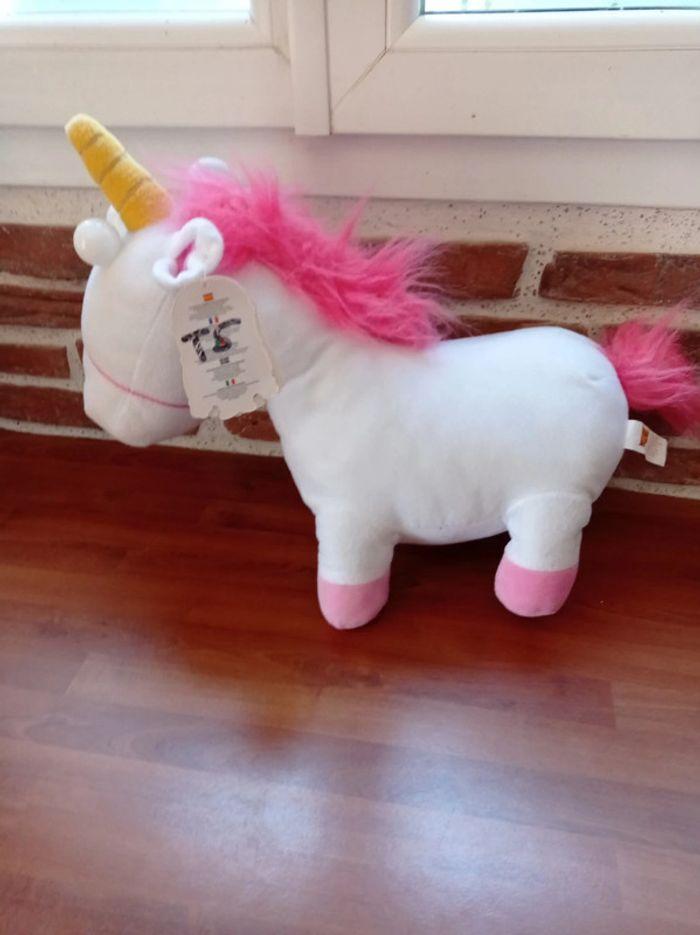 Peluche licorne moi moche et méchant - photo numéro 2