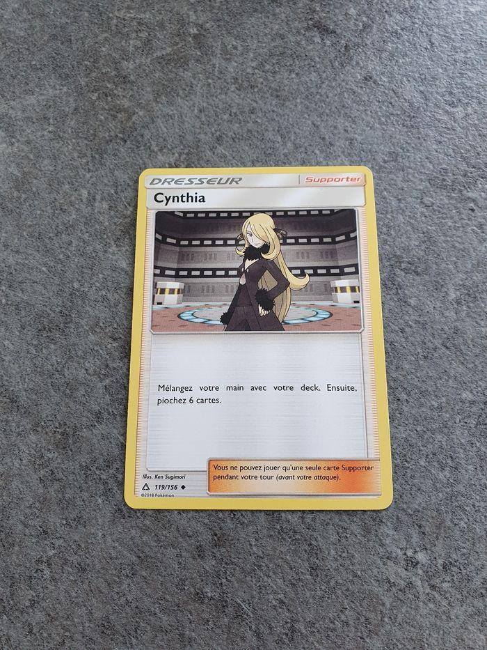 Carte Pokemon Dresseur Cynthia - photo numéro 1