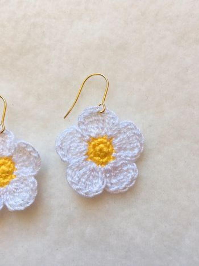 Boucles d’oreilles fleurs crochet - photo numéro 2