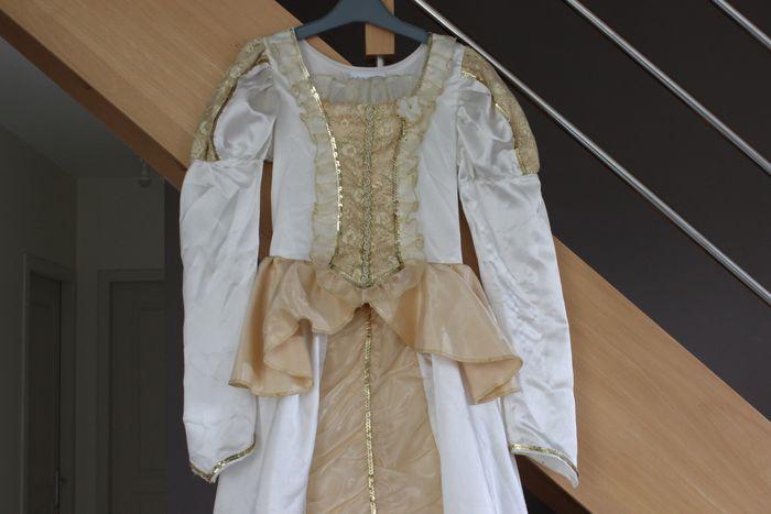 Robe de princesse Disneyland Paris - photo numéro 2