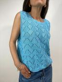 top tricot de couleur bleu