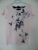 Tee-shirt motifs fleurs, taille 34/36