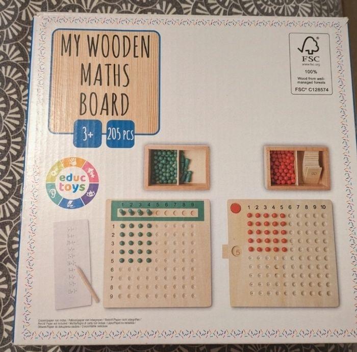 Jeu pour apprendre la division et la multiplication neuf - photo numéro 2