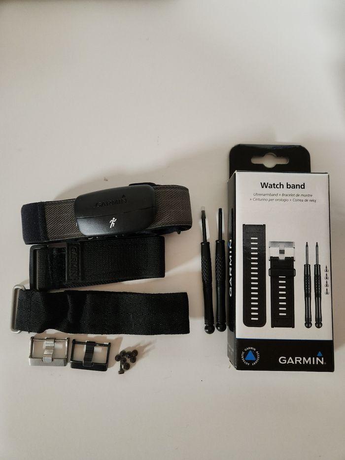 Garmin Fénix 2 - bracelet - accessoires - tournevis - photo numéro 1