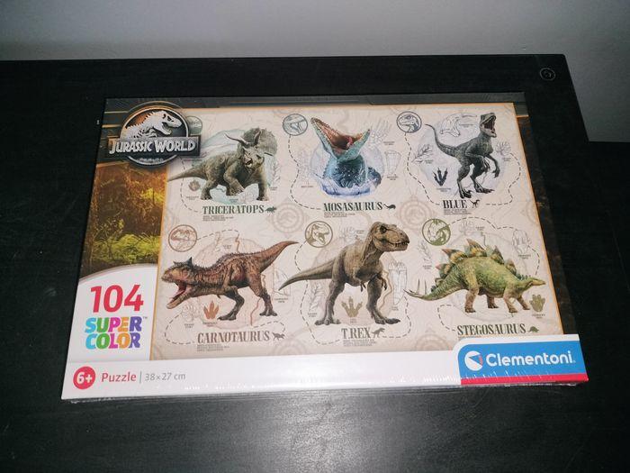 Puzzle Jurassic World - photo numéro 1