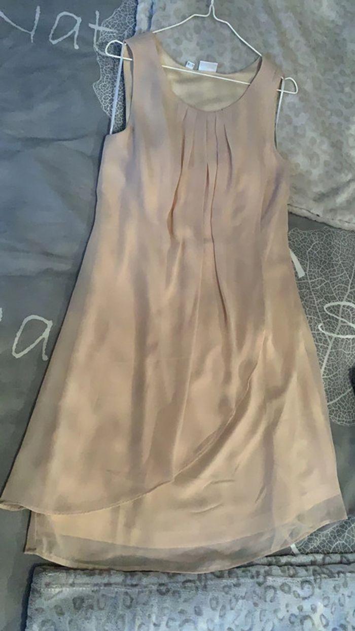 Jolie robe beige/crème - photo numéro 7