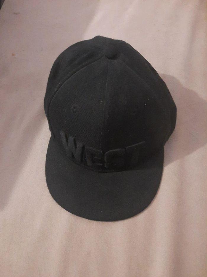 Casquette WEST - photo numéro 1