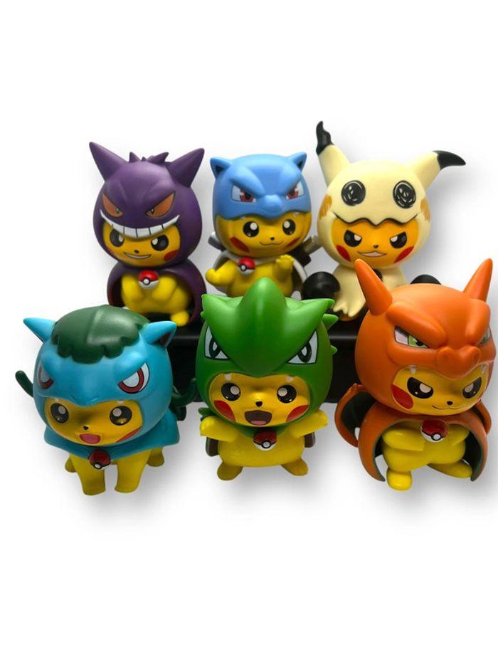 Lot de figurines Pikachu cosplay Pokémon - photo numéro 2