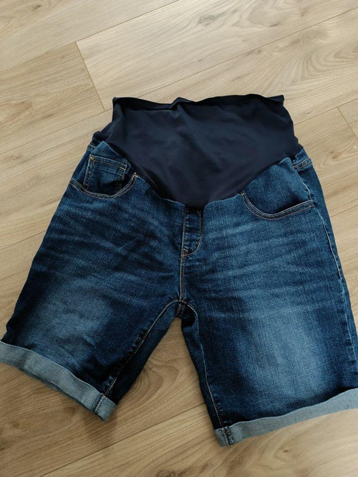 Short de grossesse taille 46/48 - photo numéro 1