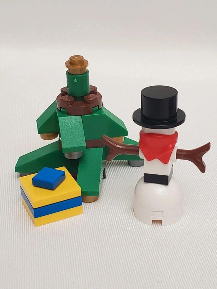 Lego figurines et accessoires de Noël - photo numéro 6