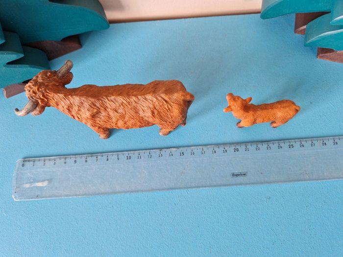 Lot de 2 figurines bœuf et bébé marque collecta - photo numéro 4