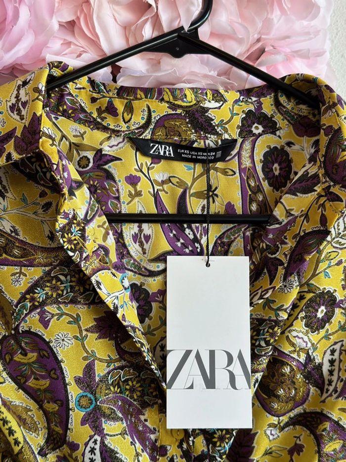 Chemise Zara neuve imprimée cachemire paisley jaune et violet, taille XS - photo numéro 4