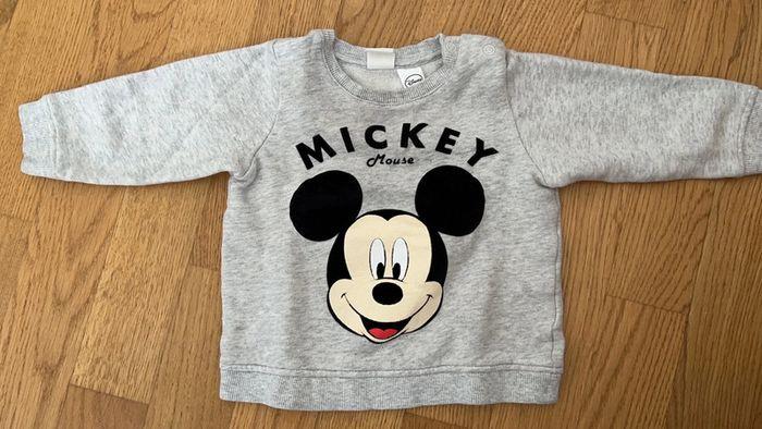 Pull Mickey gris - photo numéro 1