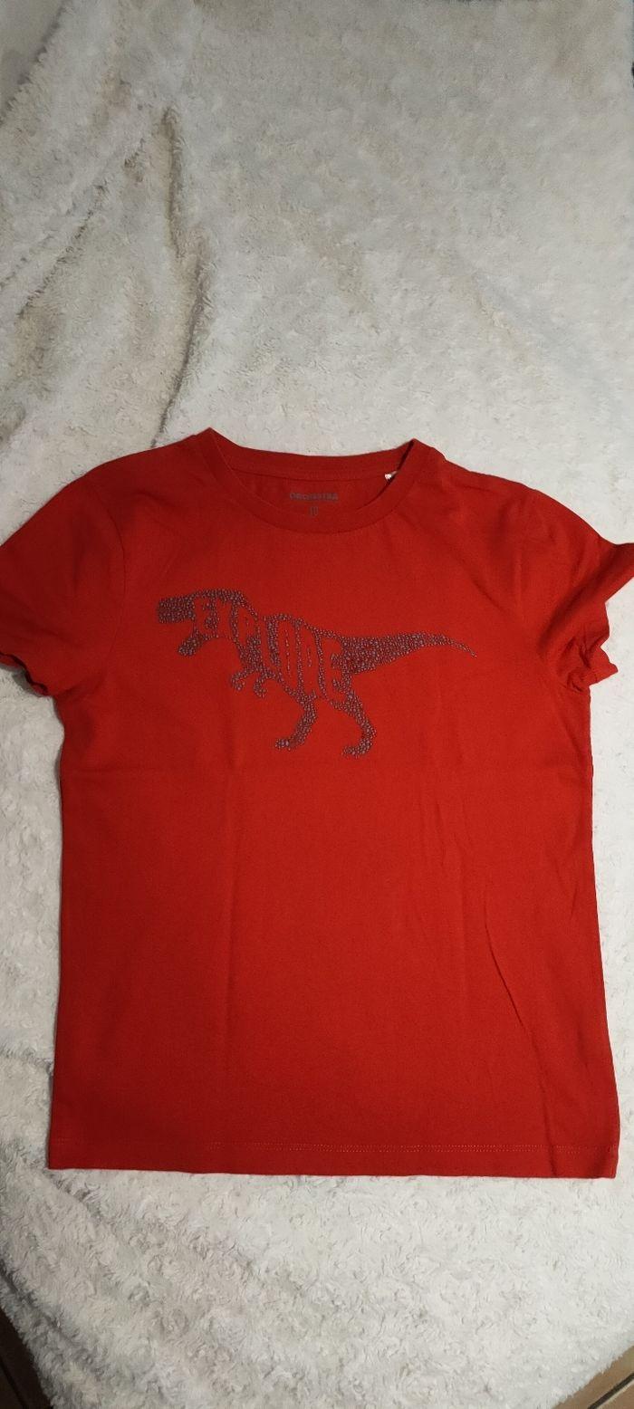 T-shirt dinosaure - photo numéro 1