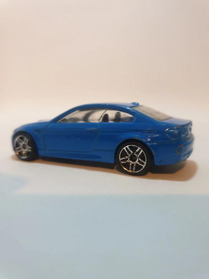 Hot Wheels 2013 BMW M3 E90 Bleu City Street Power - 1/64 - photo numéro 10