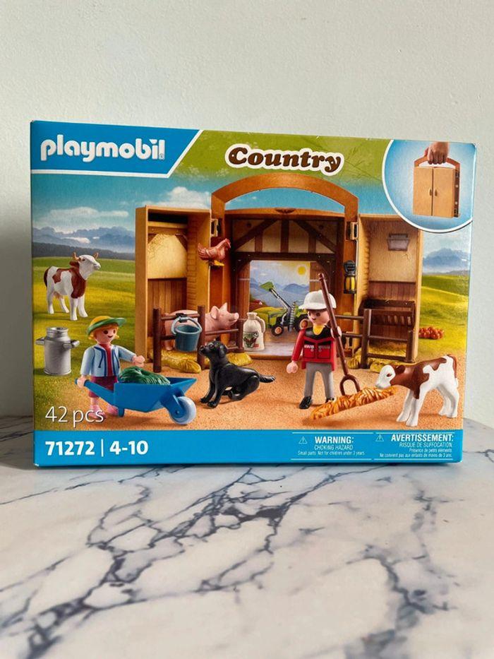 Playmobil Country étable portable. - photo numéro 1