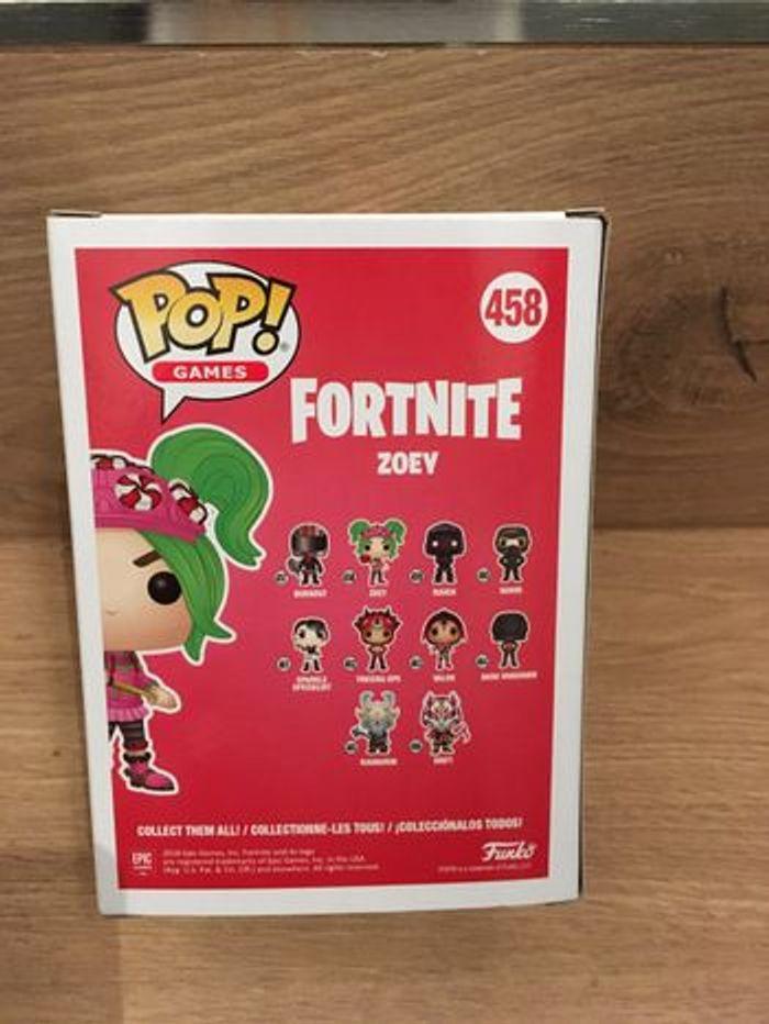 Figurine Pop Fortnite 458 - Zoey - photo numéro 2