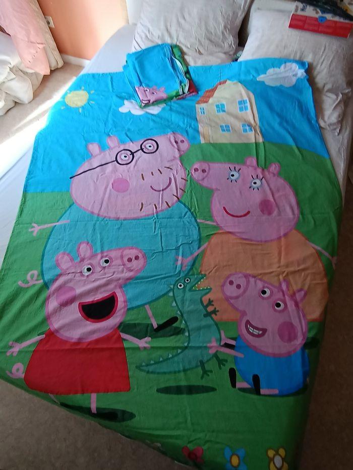 Parure de lit Peppa pig 1 personne - photo numéro 1