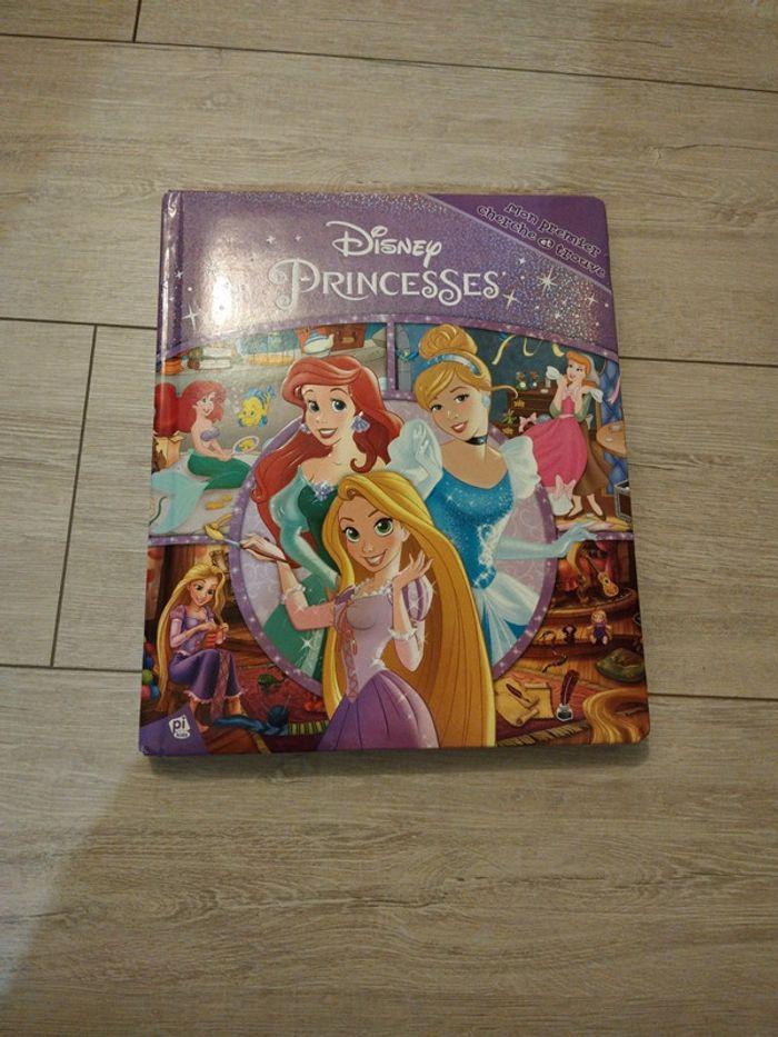 Livre Princesses Cherche et Trouve - photo numéro 1