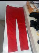 Bonsoir je vend pantalon rouge femme