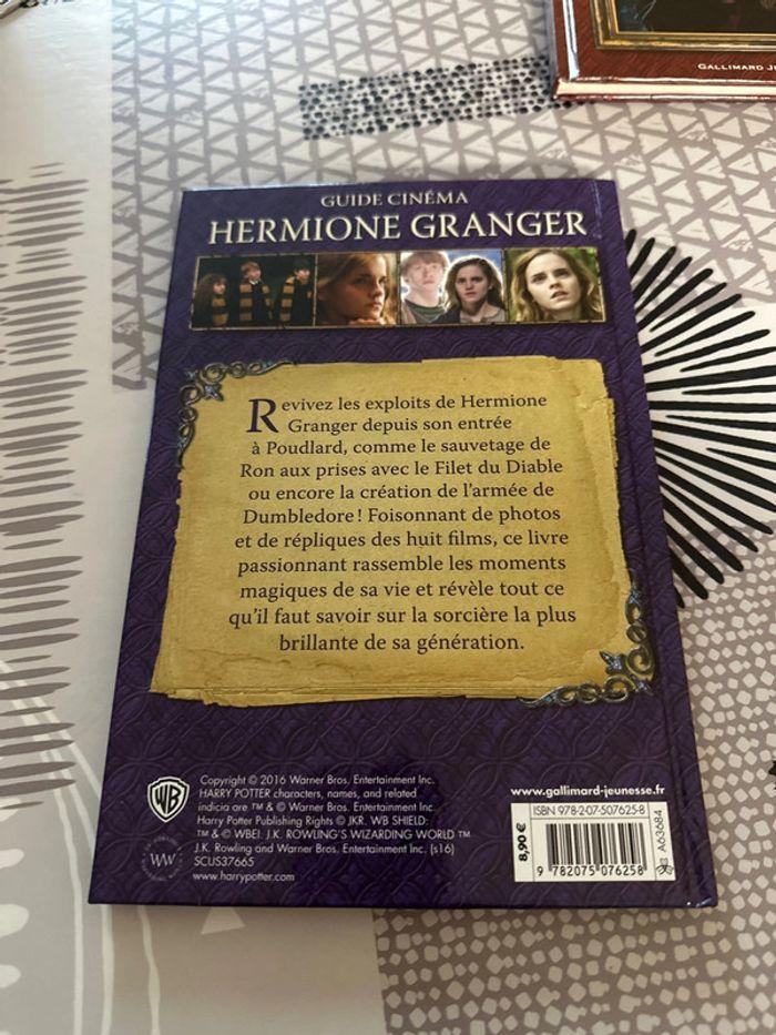 Hermione Granger livre guide cinéma - photo numéro 3