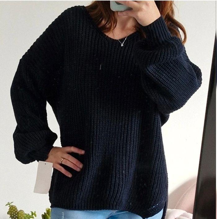 Pull en maille manches bouffantes bleu marine