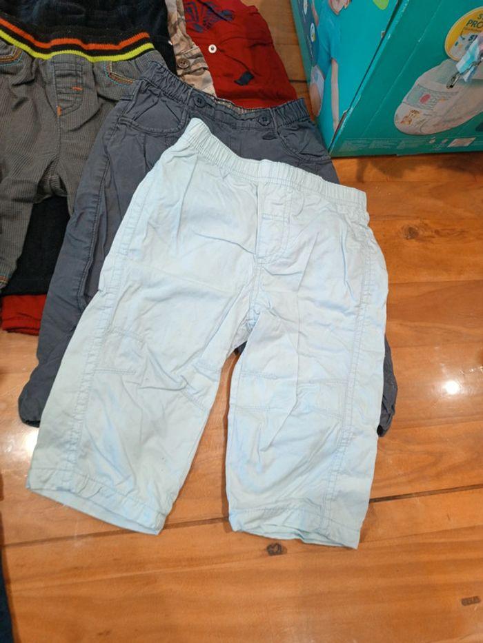 Lot pantalons Jeans 12 mois - photo numéro 9