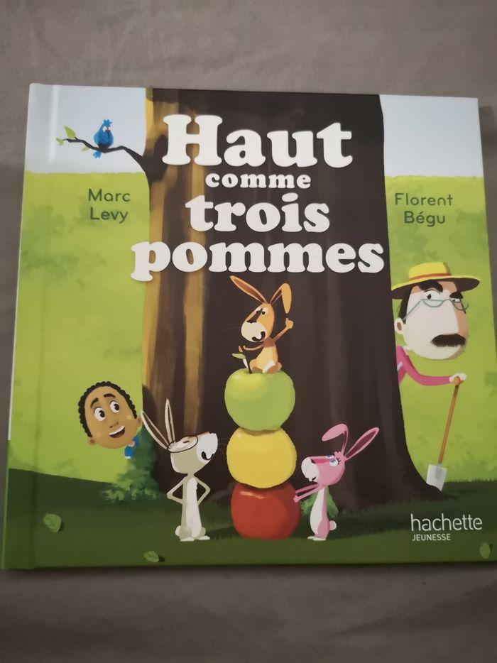 Haut comme trois pommes. Livre enfant - photo numéro 1