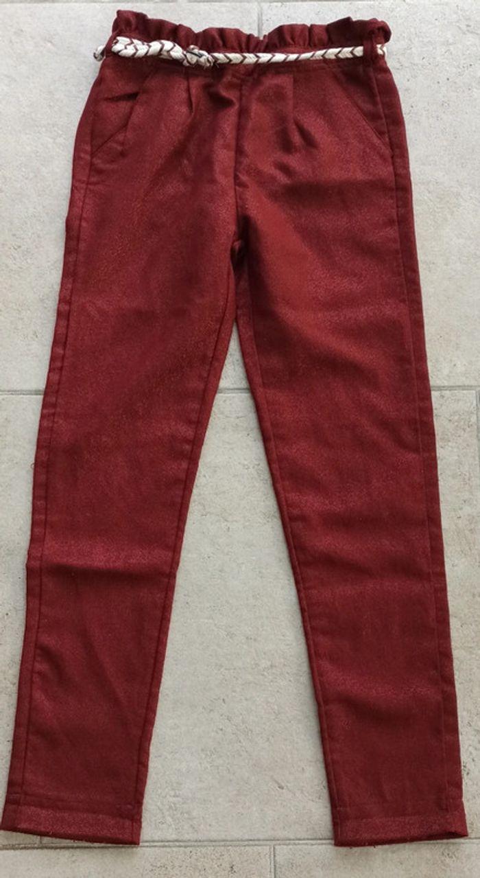 Joli pantalon fille coupe droite 10 ans parfait état - photo numéro 1