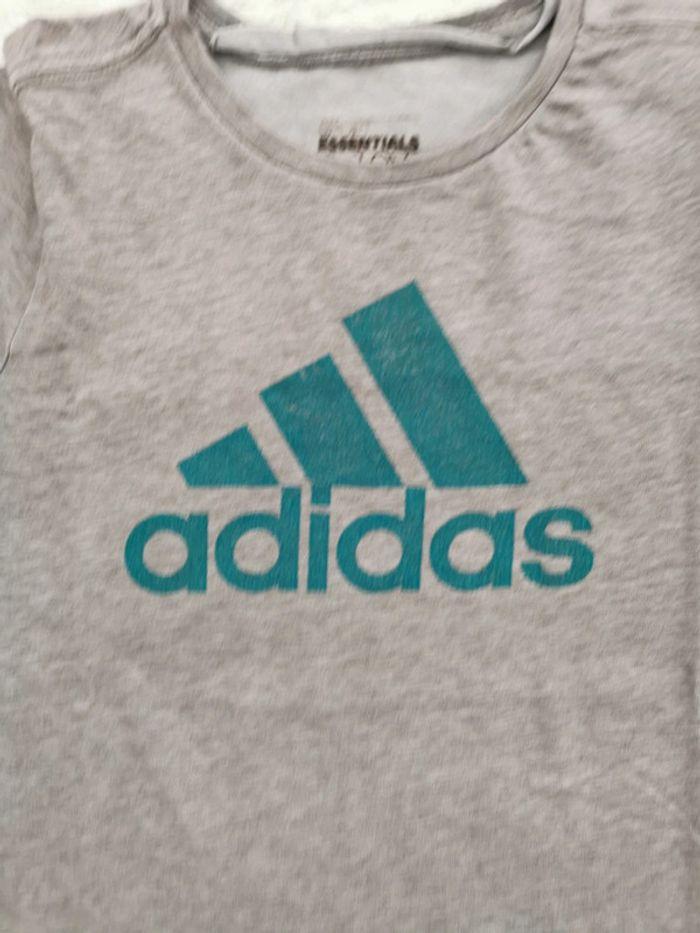 Tee shirt Adidas 10ans - photo numéro 3