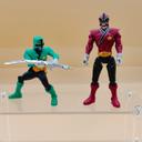 2 figurines samourai - Power rangers