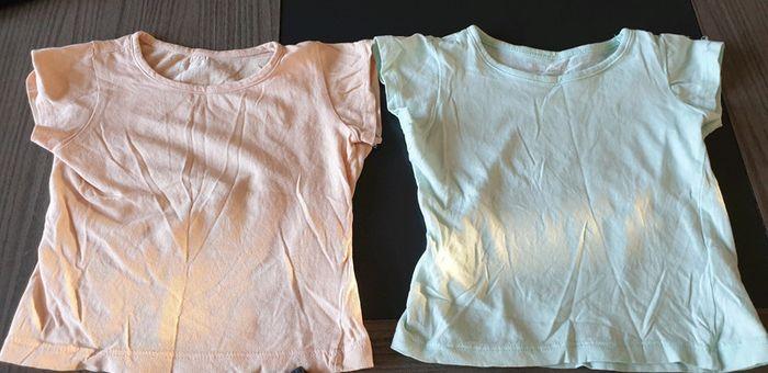 3 tee-shirts manches courtes 4ans - photo numéro 2