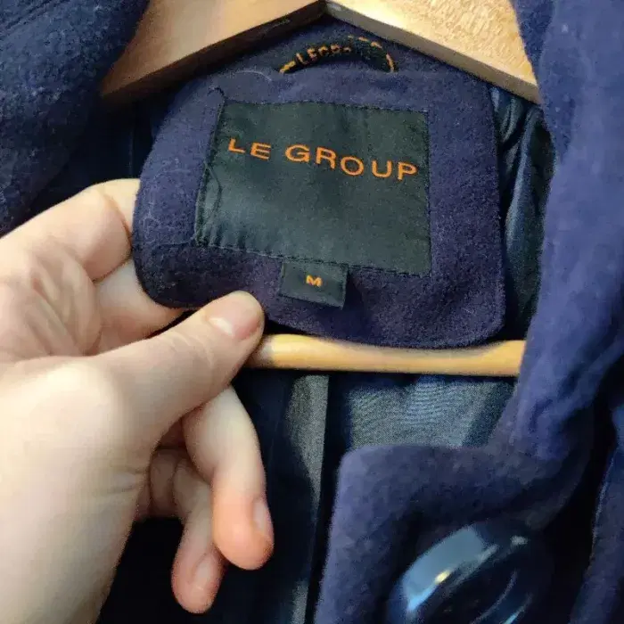 Manteau bleu marine en laine - photo numéro 4