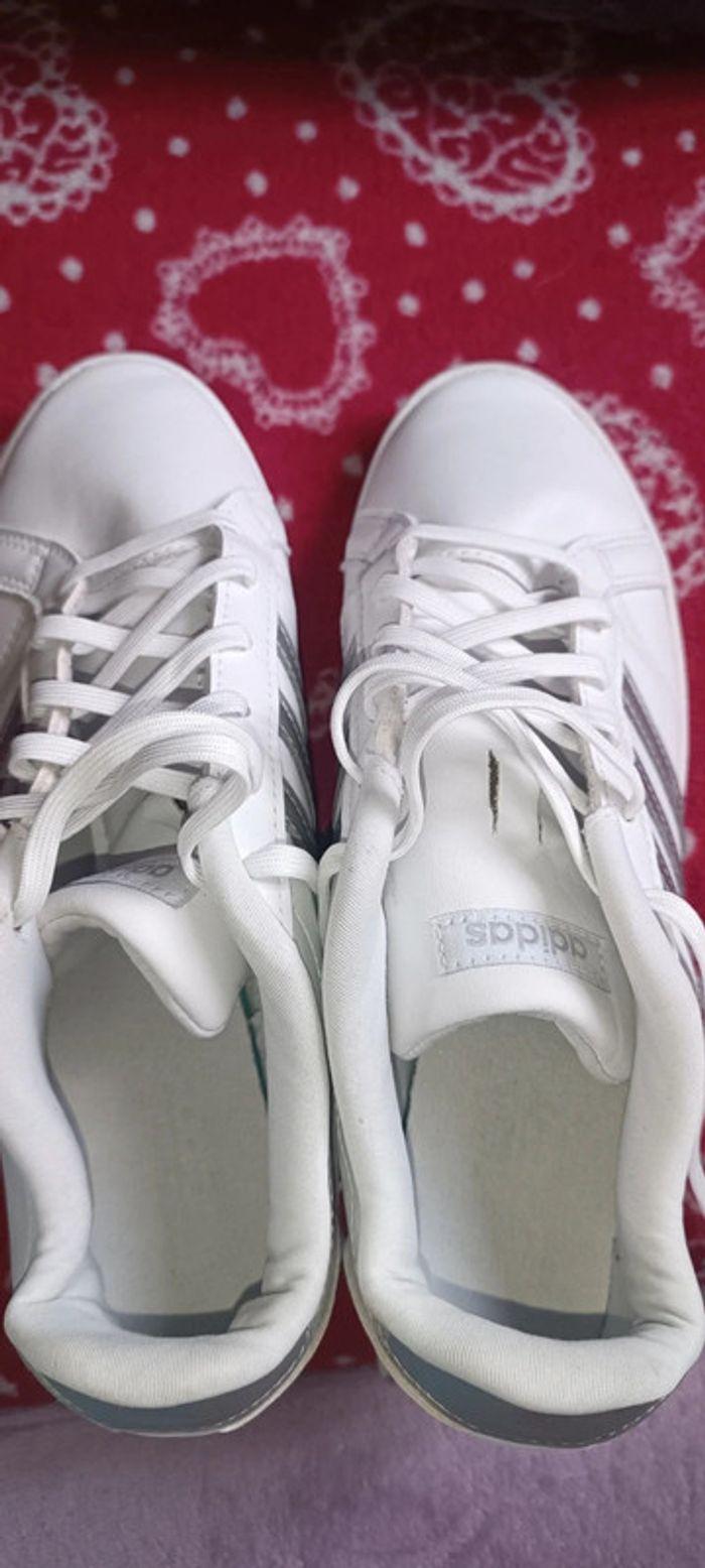 Baskets blanches Adidas coneo - photo numéro 3