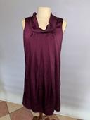 Robe mini bordeaux avec col