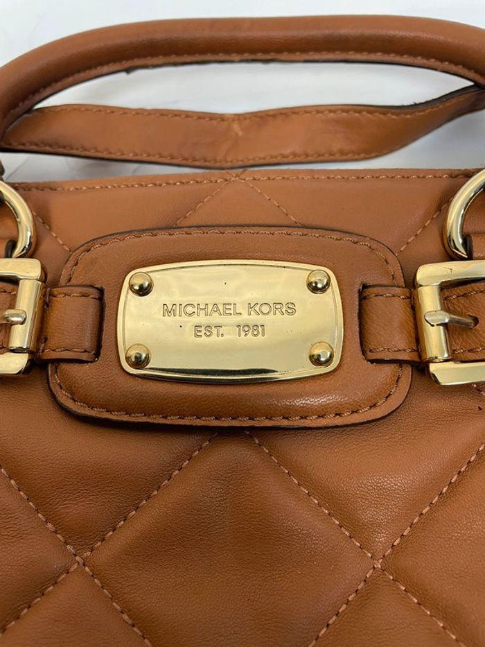 Sac à main de luxe Michael Kors marron en cuir - photo numéro 2