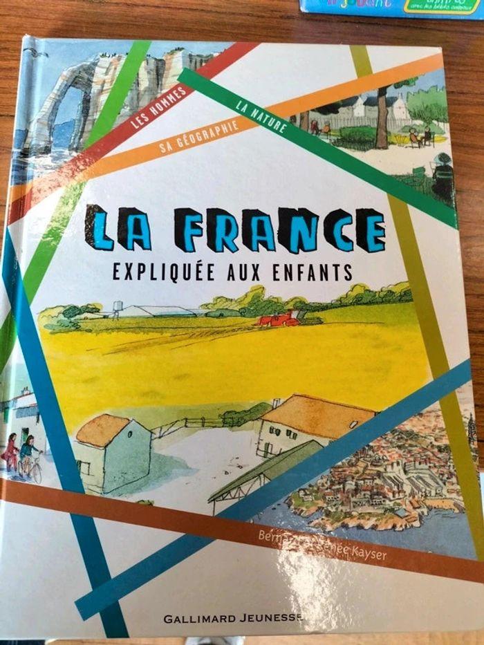 Livre "La France explique aux enfants" - photo numéro 1