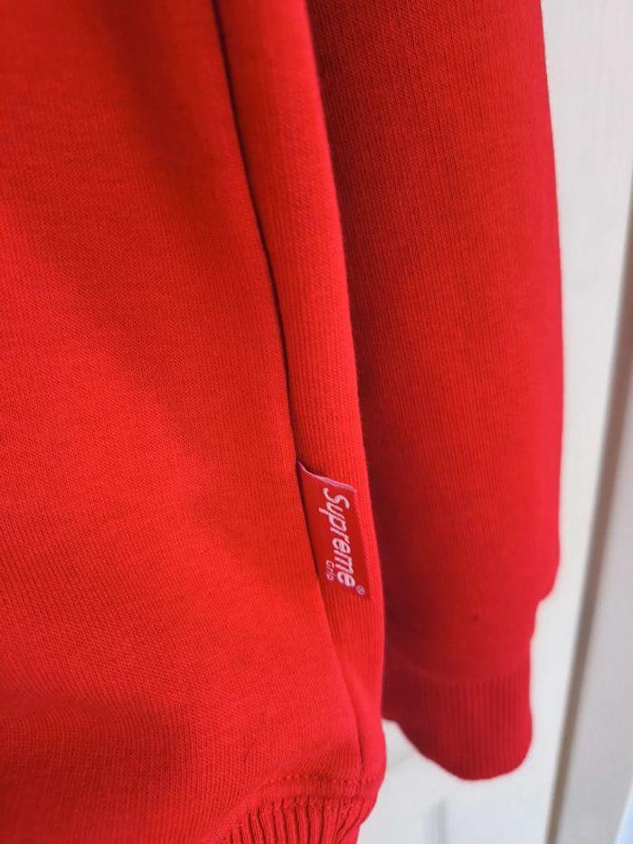 Pull suprême taille L rouge - photo numéro 4