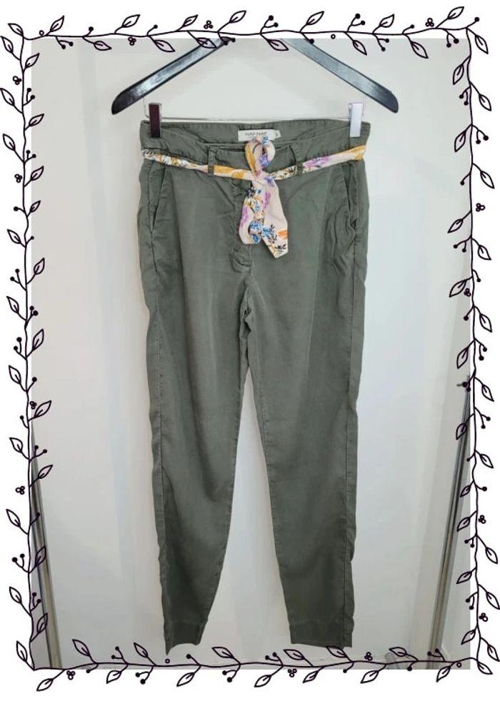 Joli pantalon Naf Naf 36 - photo numéro 1