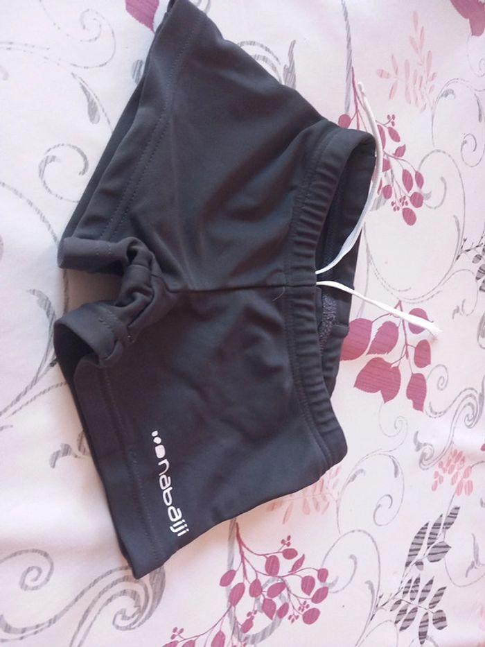 Maillot de bain 2 ans - photo numéro 1