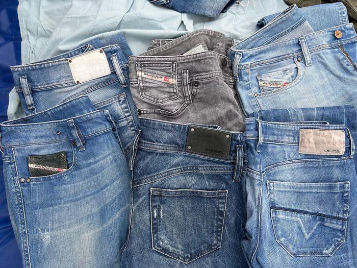 Lot jean diesel femme taille 29 - photo numéro 1