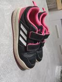 Chaussure adidas taille 34 petite fille