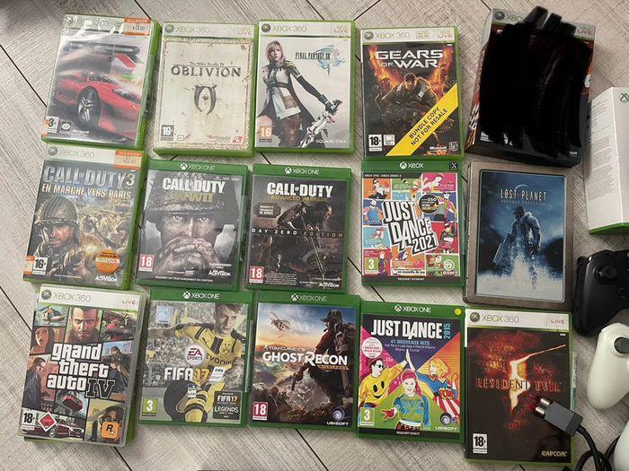 Xbox one pack complet 4 manettes + 14 jeux - photo numéro 2