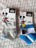 2 paires de socquettes Mickey