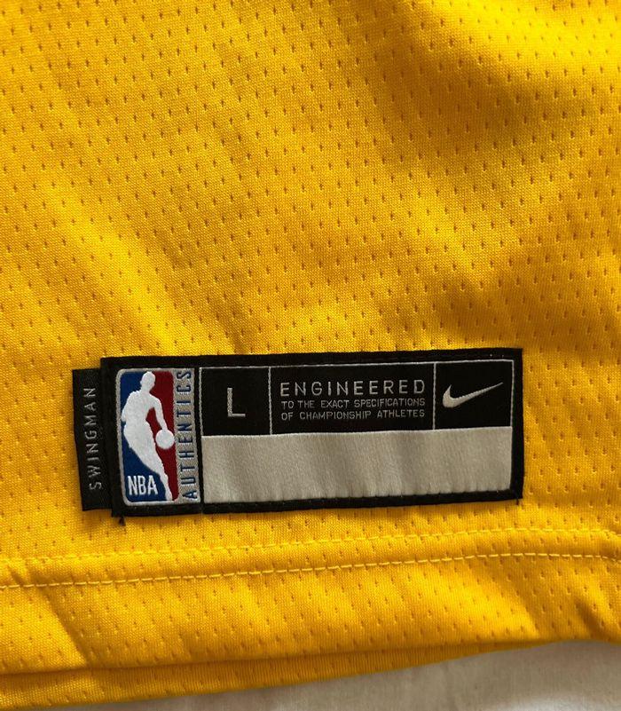 Maillot basket Lakers taille M swingman - photo numéro 6