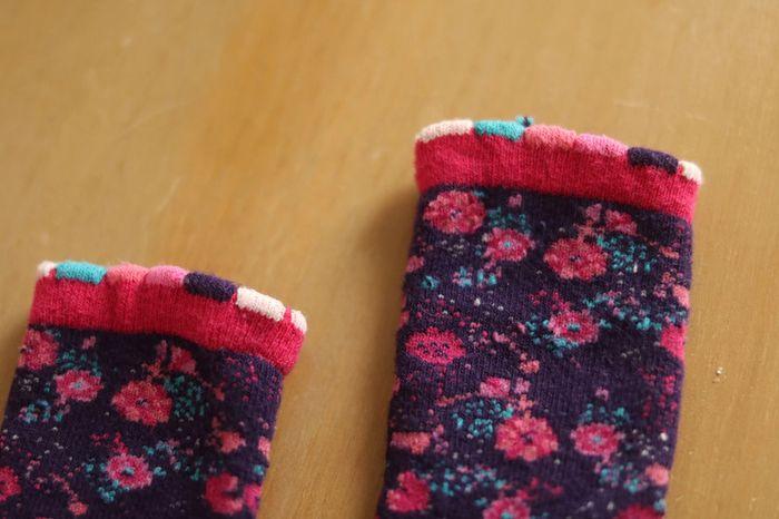 Chaussettes violettes fleurs, La compagnie des petits, 15/16 - photo numéro 2