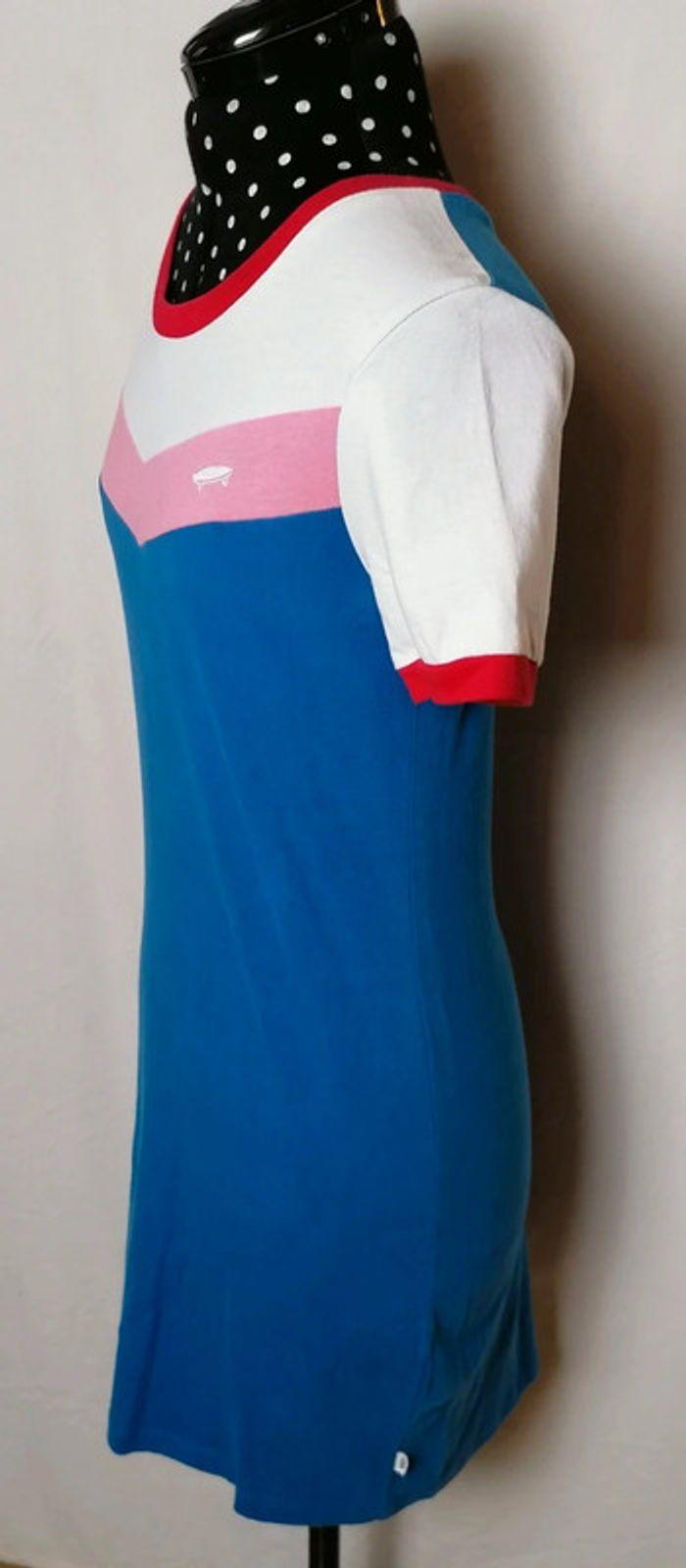 Robe courte chevron bleu turquoise blanc rose rouge Taille XS 34 Vans - photo numéro 5